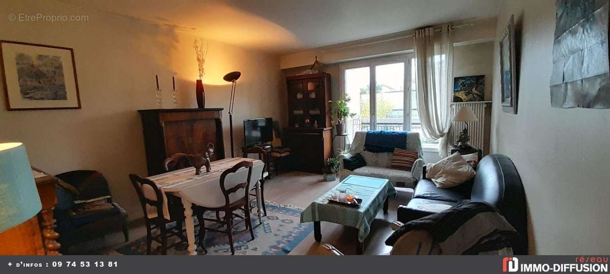 Appartement à SAINT-MAUR-DES-FOSSES