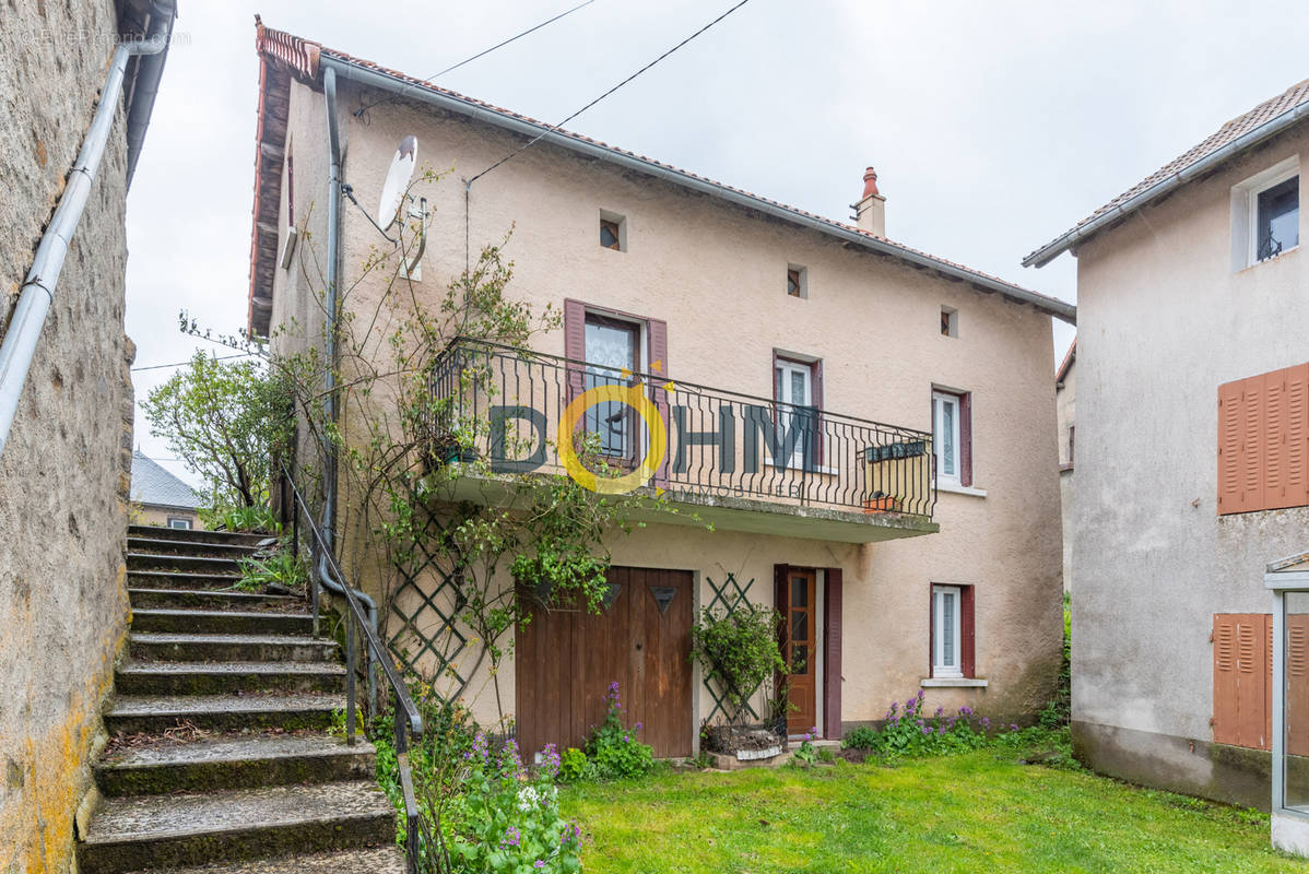 Maison à SAINT-FLOUR