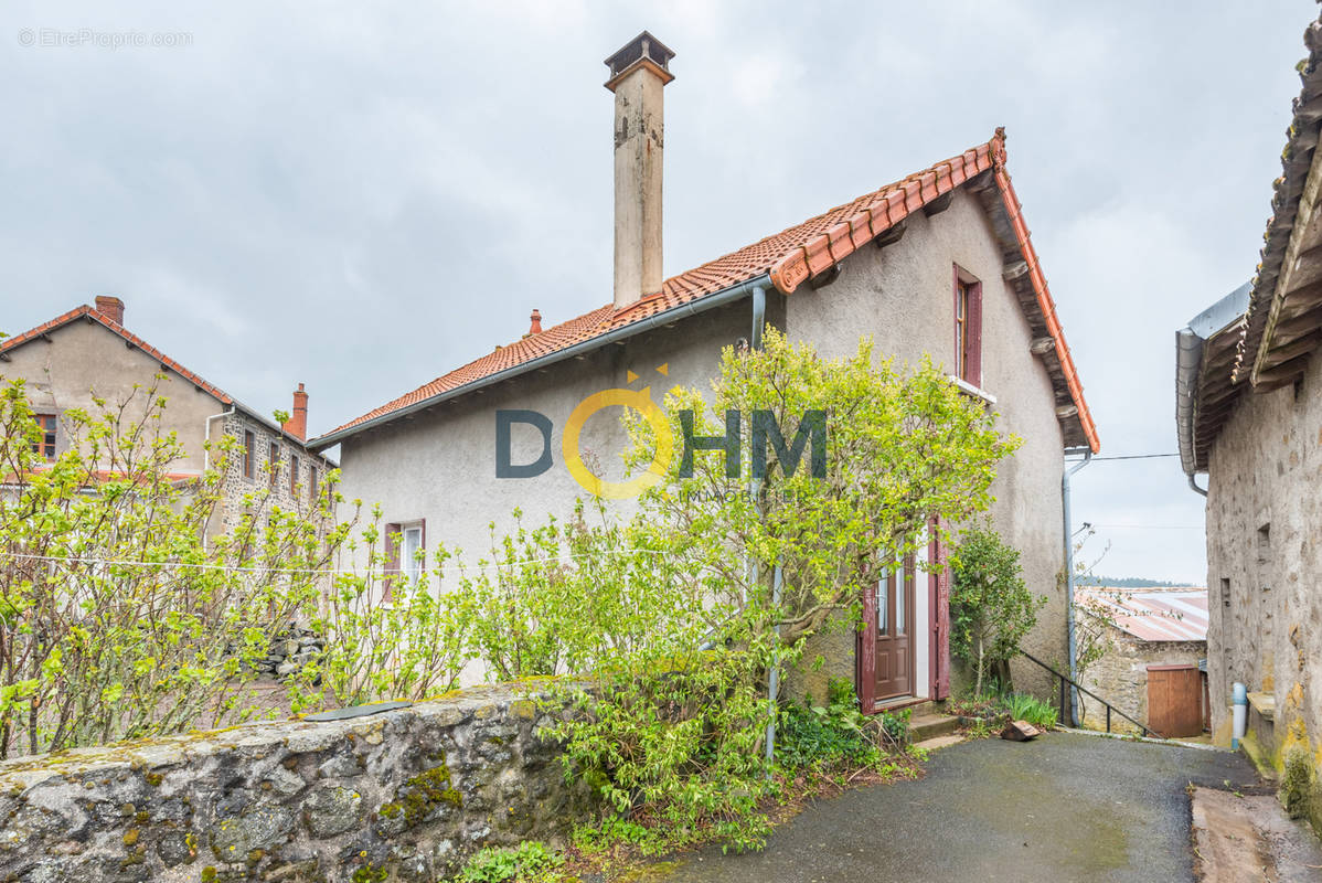 Maison à SAINT-FLOUR