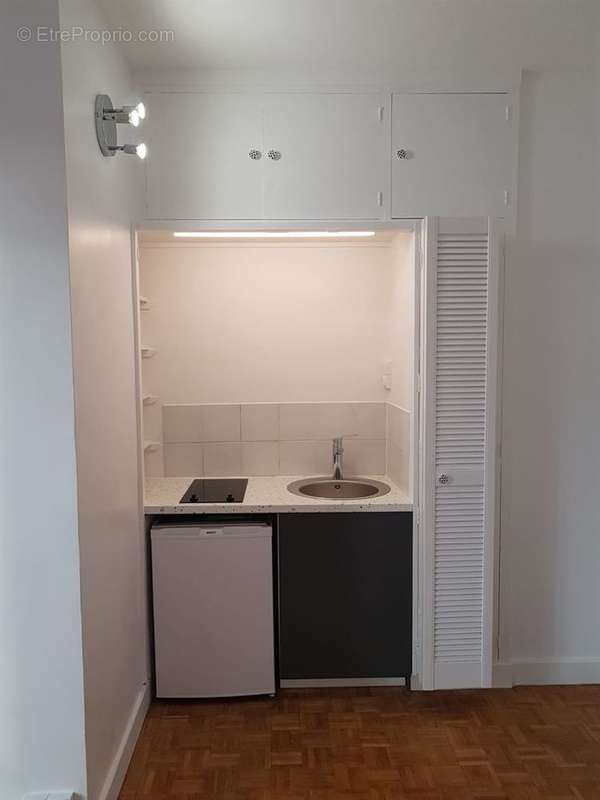 Appartement à NEUILLY-SUR-SEINE