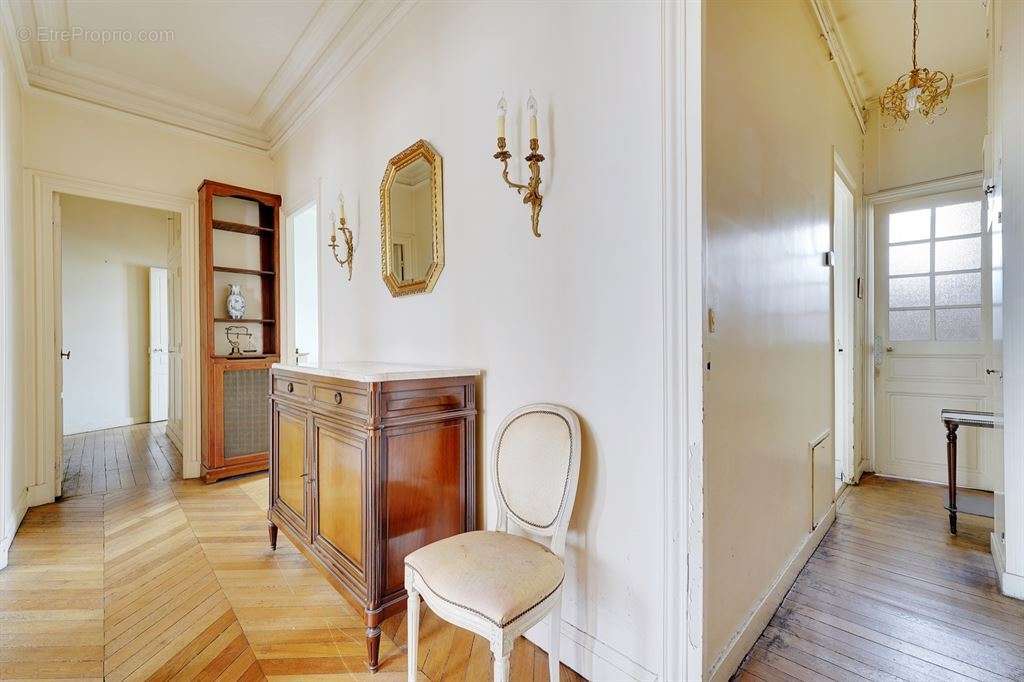 Appartement à PARIS-11E