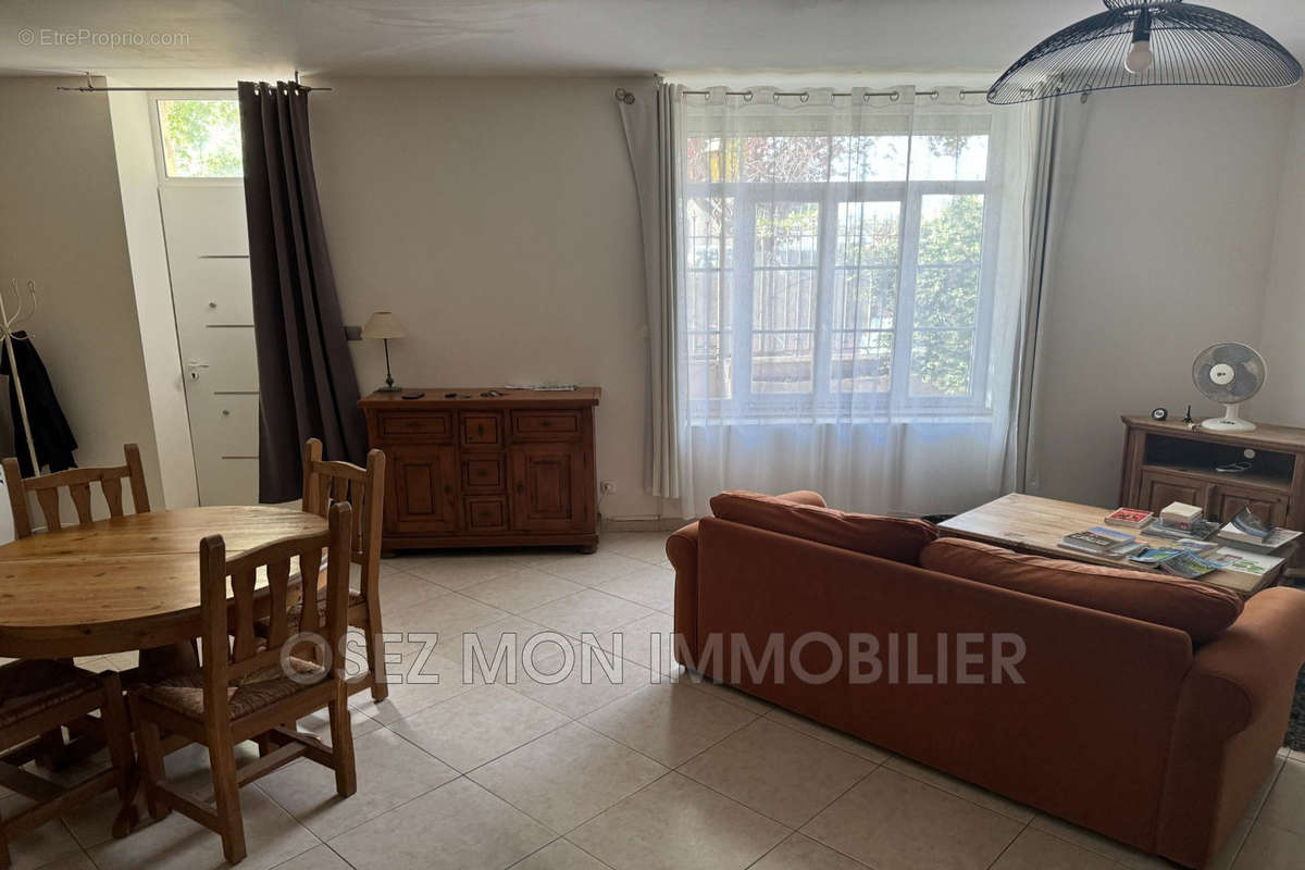 Appartement à LEZIGNAN-CORBIERES