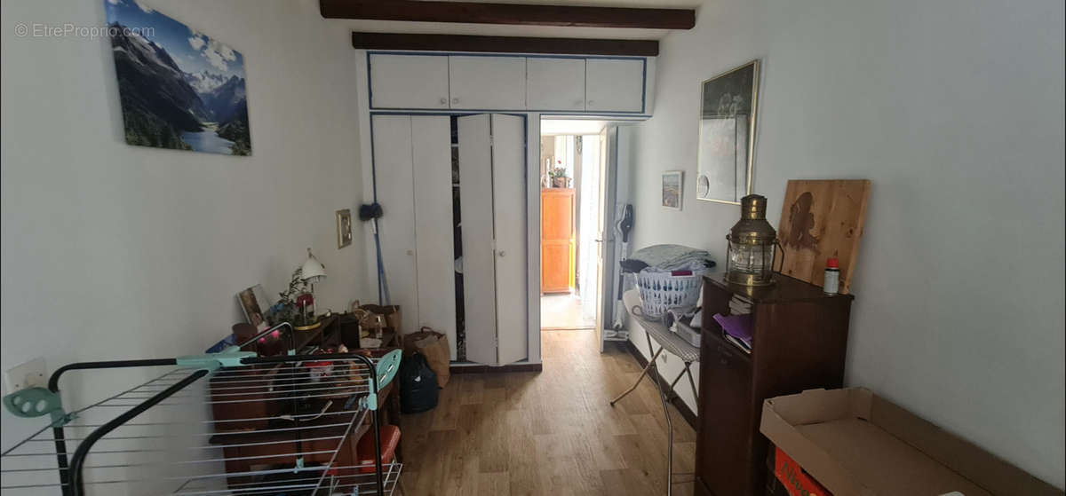 Appartement à MARSEILLE-2E