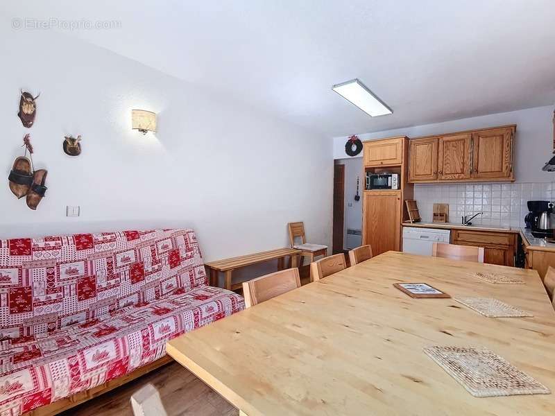 Appartement à AVRIEUX