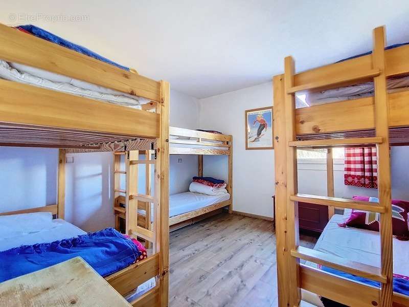 Appartement à AVRIEUX