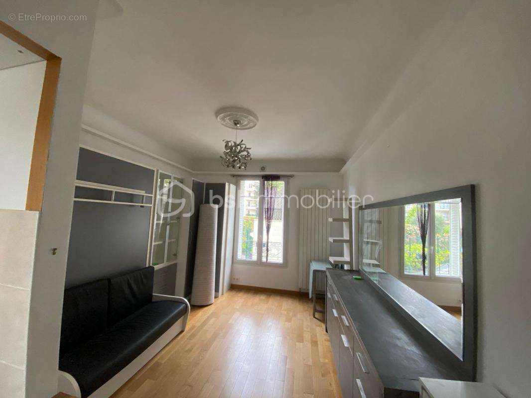 Appartement à ISSY-LES-MOULINEAUX