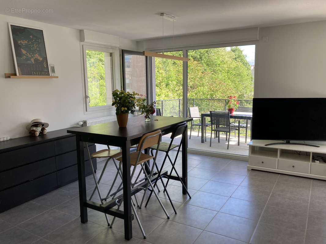 Appartement à SAINT-MARTIN-LE-VINOUX