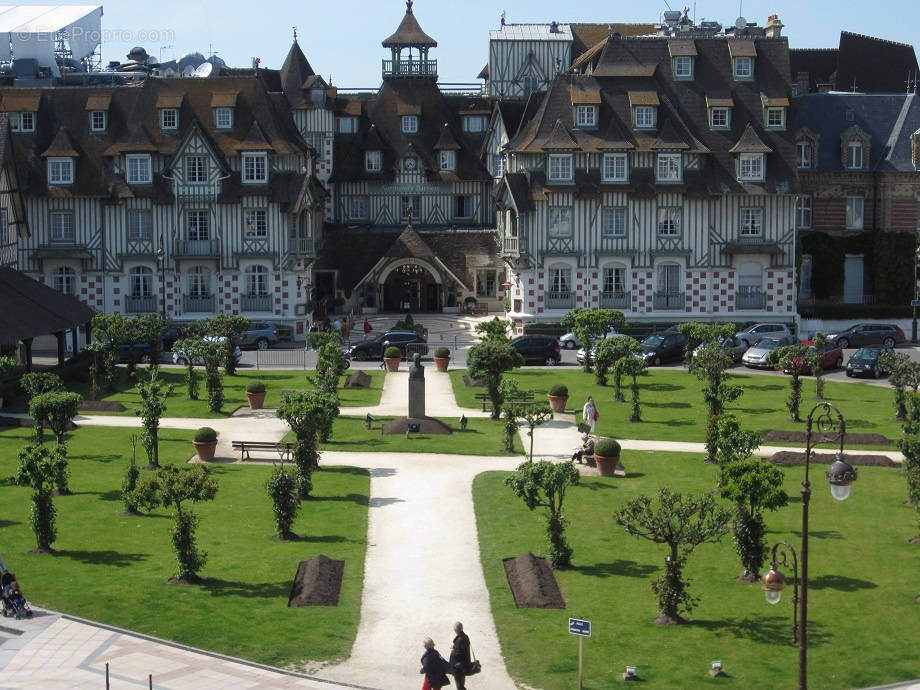 Appartement à DEAUVILLE