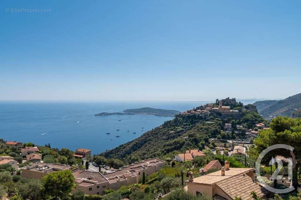 Maison à EZE