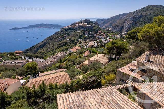 Maison à EZE