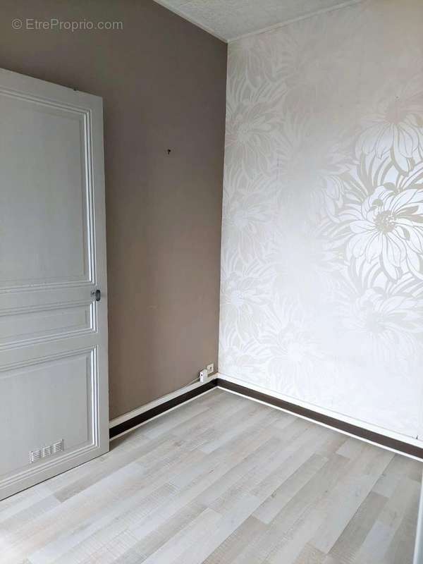 Photo 9 - Appartement à CORBEIL-ESSONNES