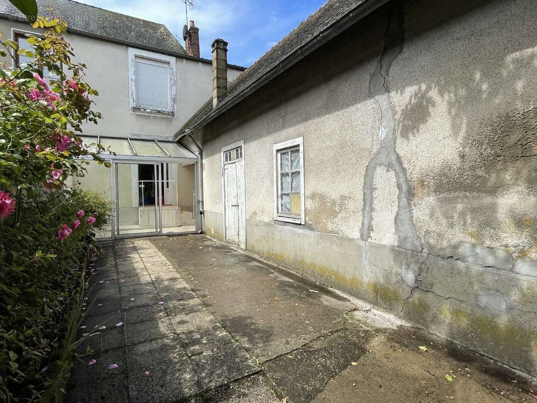 Maison à SABLE-SUR-SARTHE