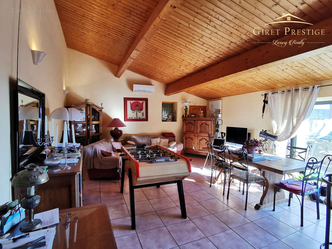 Appartement à MONTELIMAR