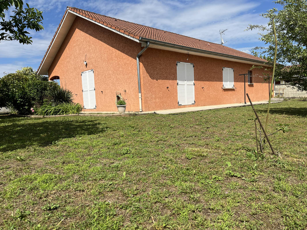 Maison à PONT-DE-CHERUY