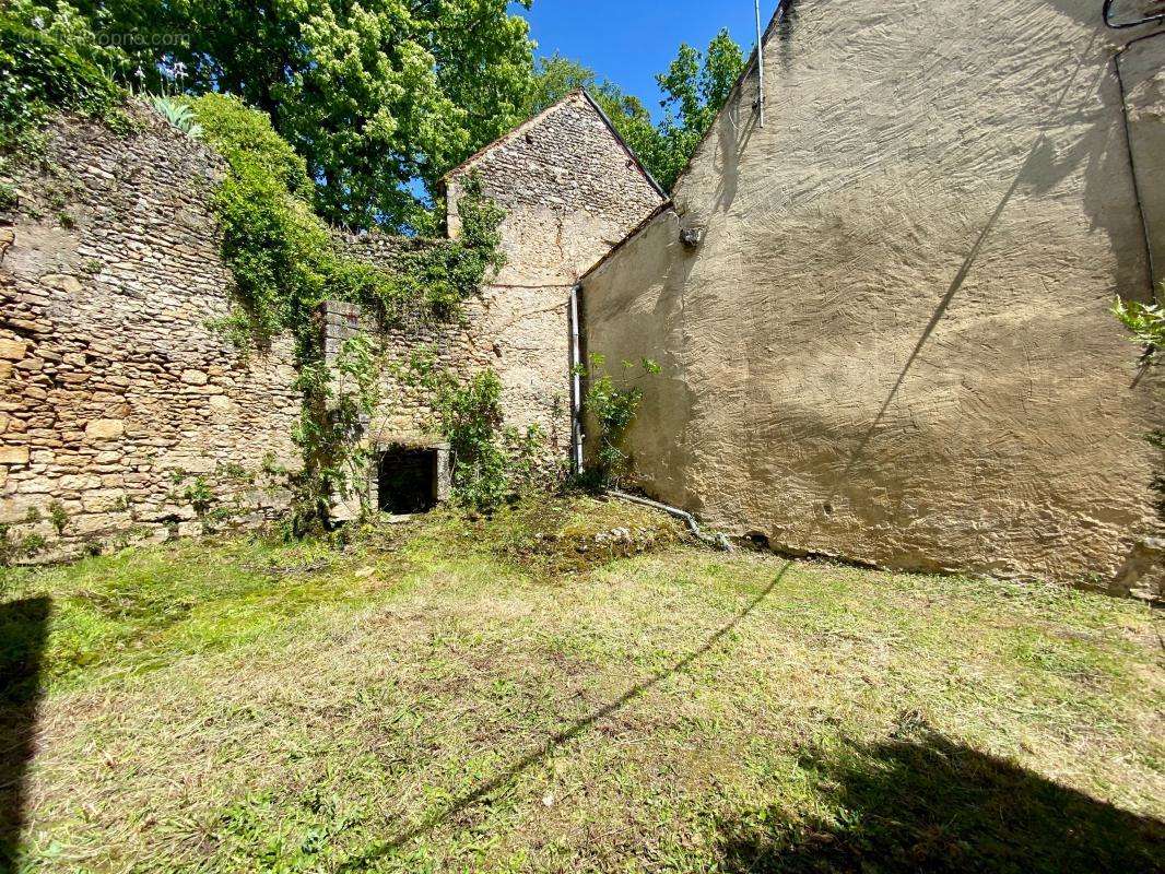 Maison à LE BUGUE