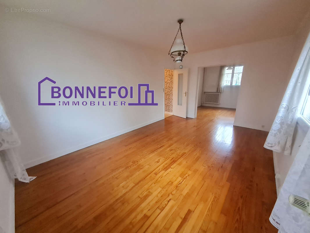 Appartement à CHAMPIGNY-SUR-MARNE