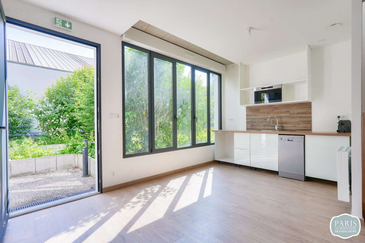 Appartement à ASNIERES-SUR-SEINE