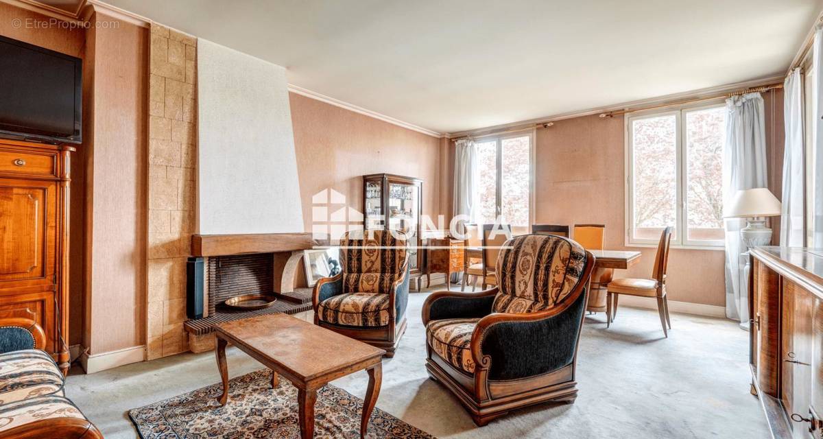 Appartement à LOUVECIENNES