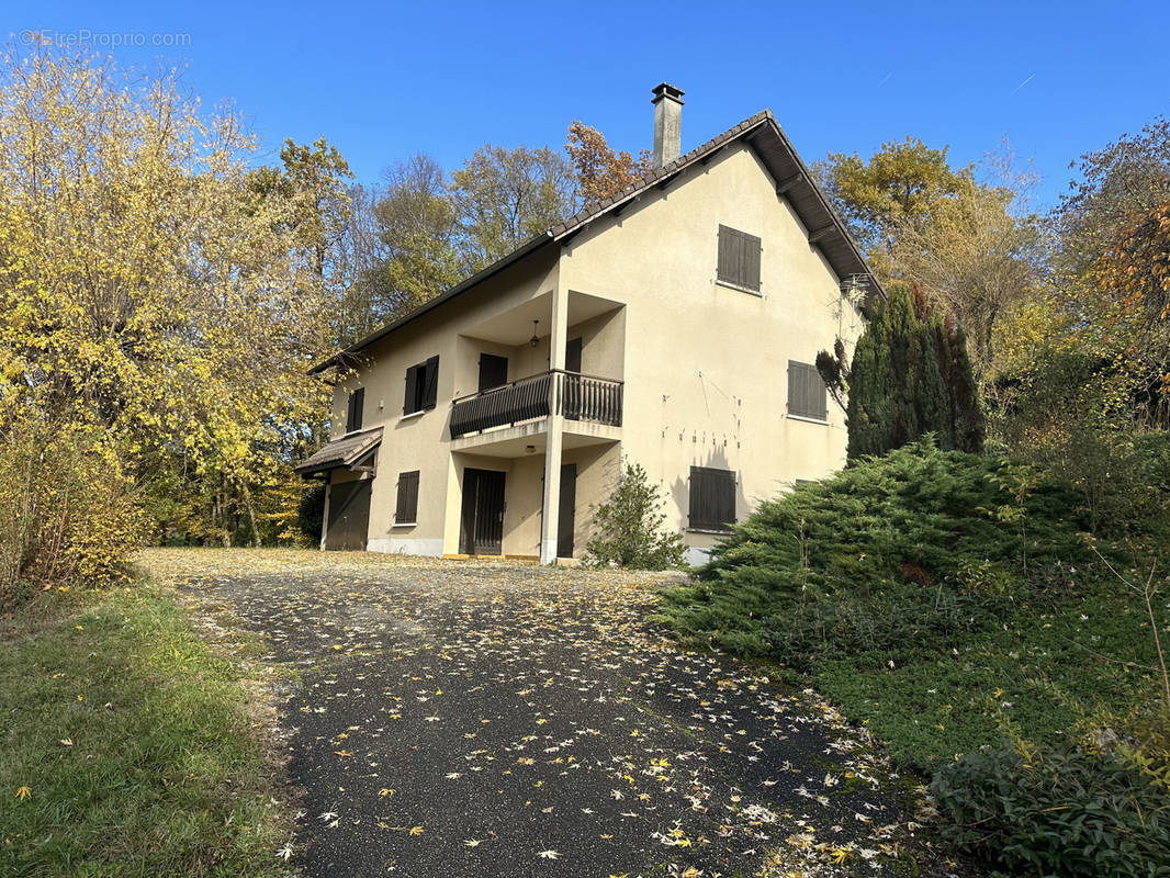 Maison à GRESY-SUR-AIX