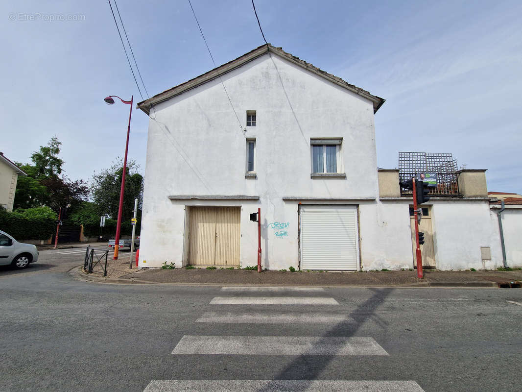 Maison à VILLENEUVE-SUR-LOT