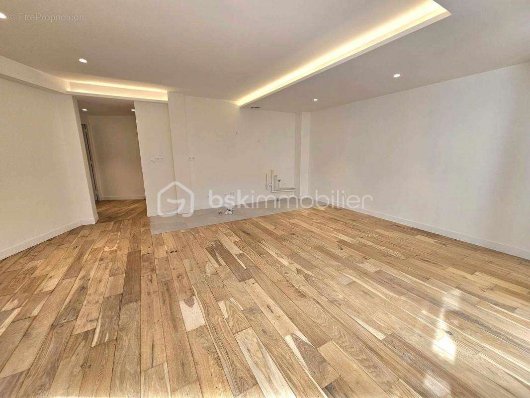 Appartement à RUEIL-MALMAISON