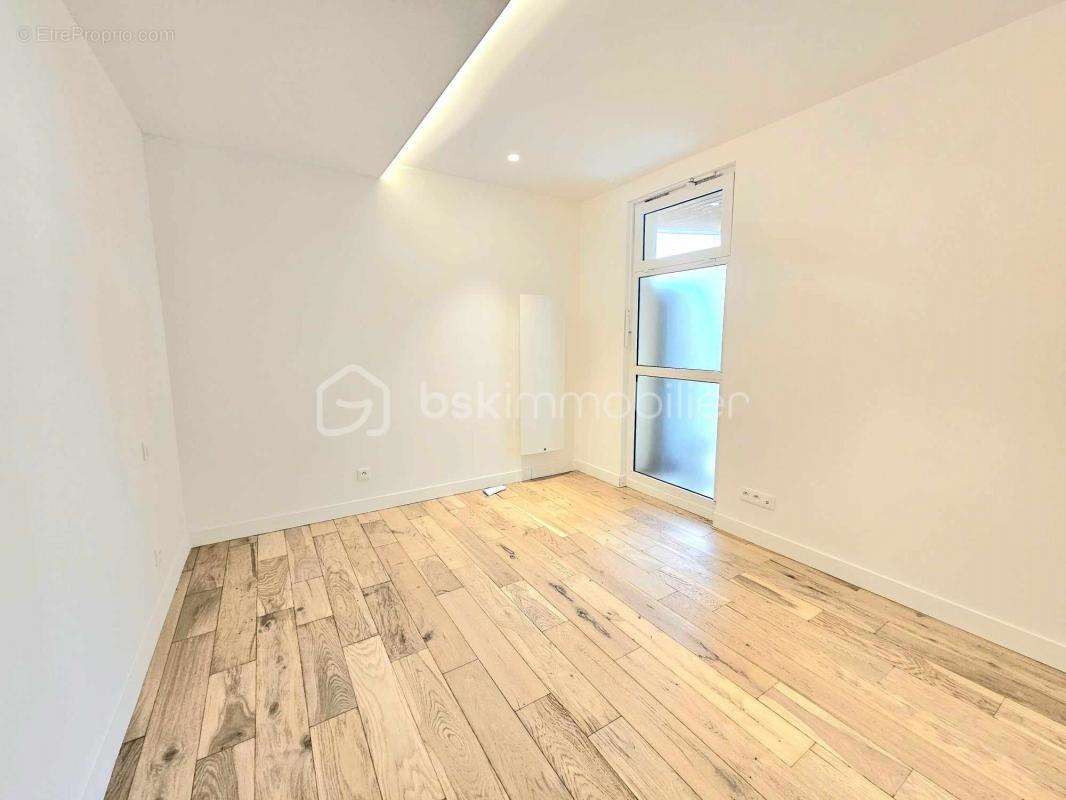 Appartement à RUEIL-MALMAISON