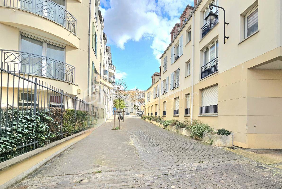 Appartement à RUEIL-MALMAISON