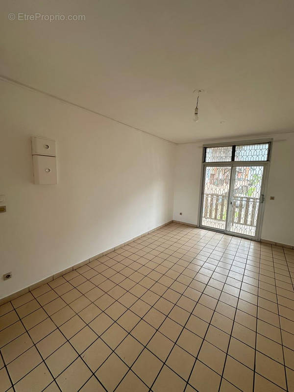 Appartement à KOUROU