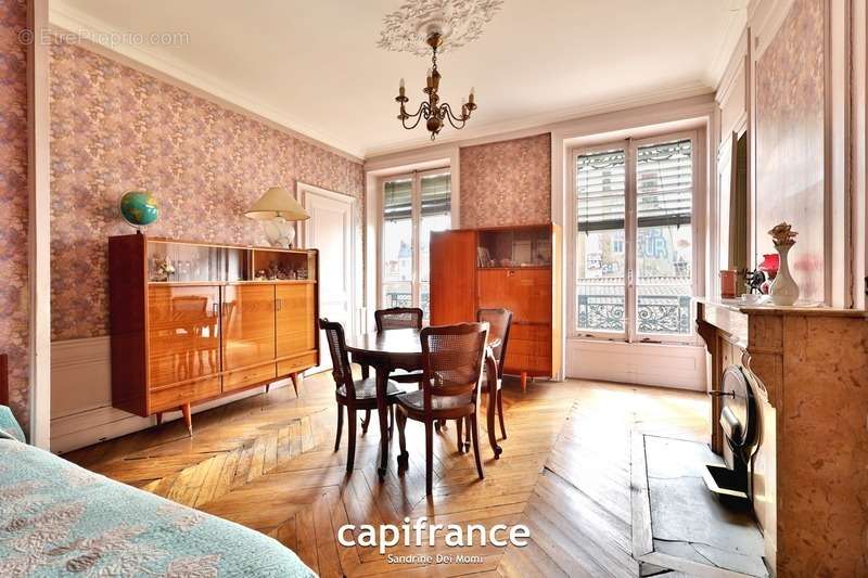 Appartement à LYON-7E