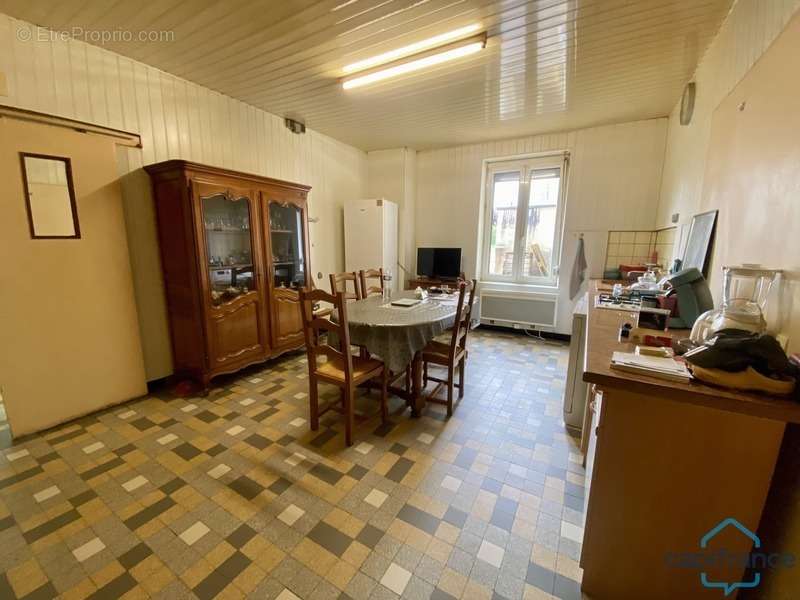 Appartement à AVRICOURT