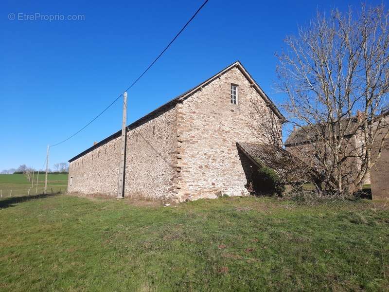 Maison à QUINS