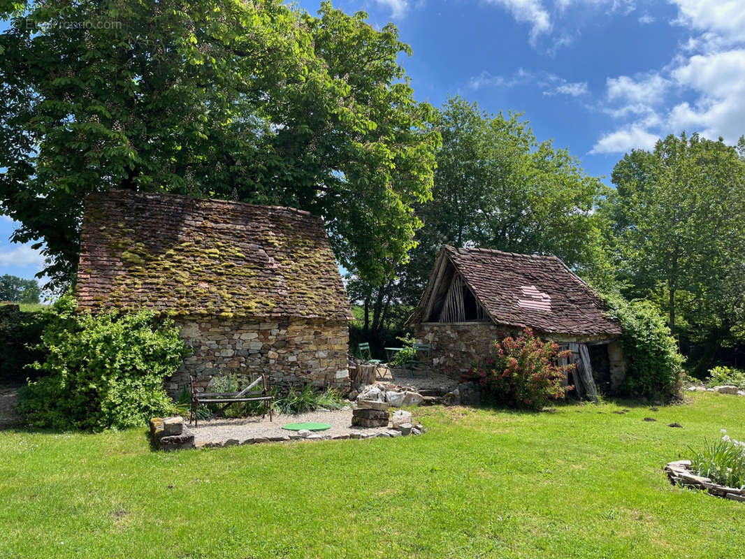 Maison à SAINT-MESMIN