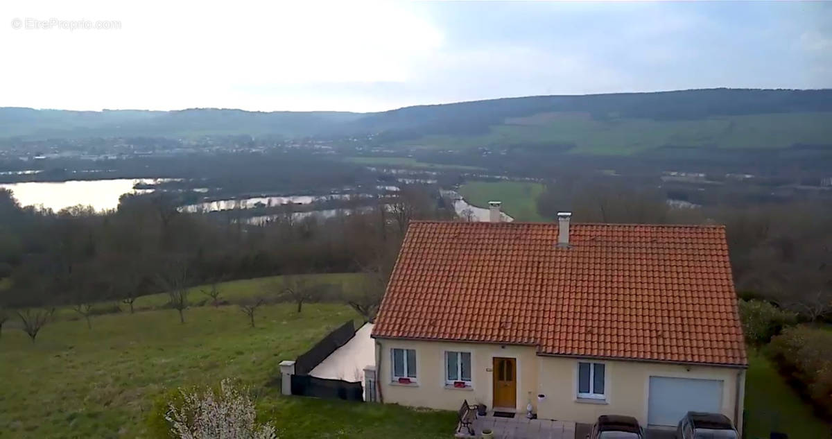 Maison à CORNY-SUR-MOSELLE