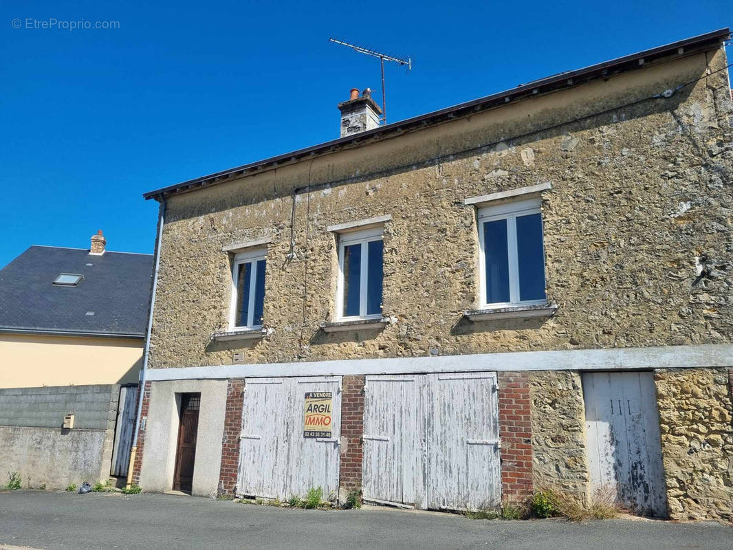 Maison à SAINT-CALAIS