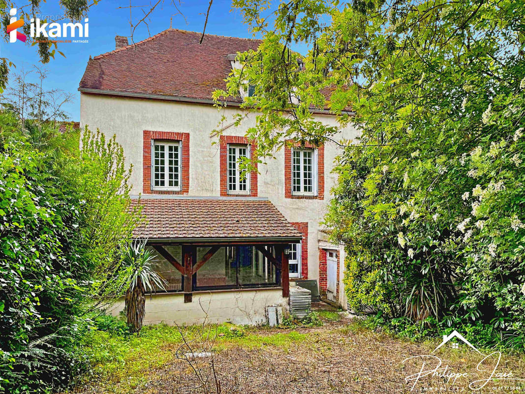 Maison à VILLENEUVE-L&#039;ARCHEVEQUE