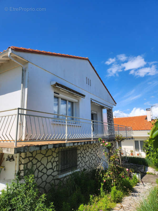 Maison à MESCHERS-SUR-GIRONDE