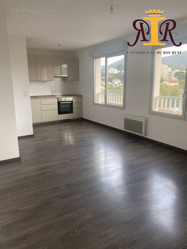 Appartement à MARSEILLE-10E