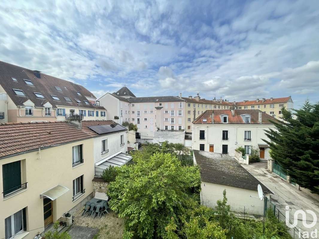 Photo 9 - Appartement à LES PAVILLONS-SOUS-BOIS