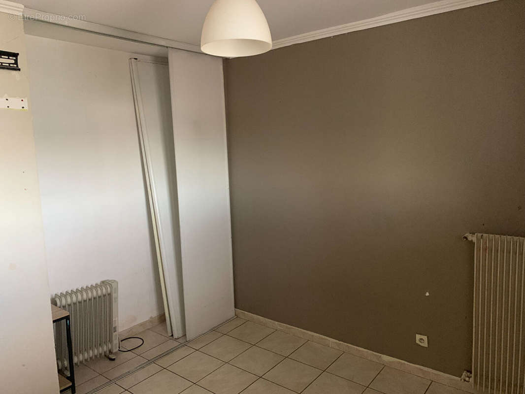 Appartement à MARSEILLE-11E