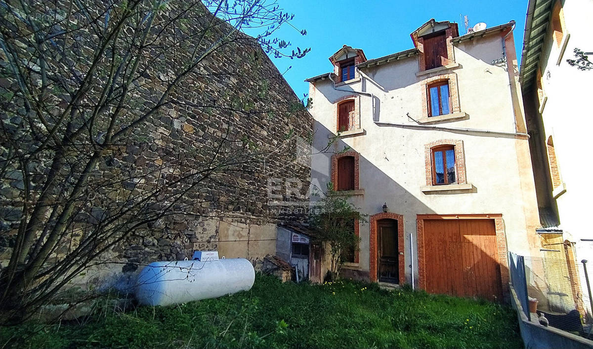 Maison à LOUDES