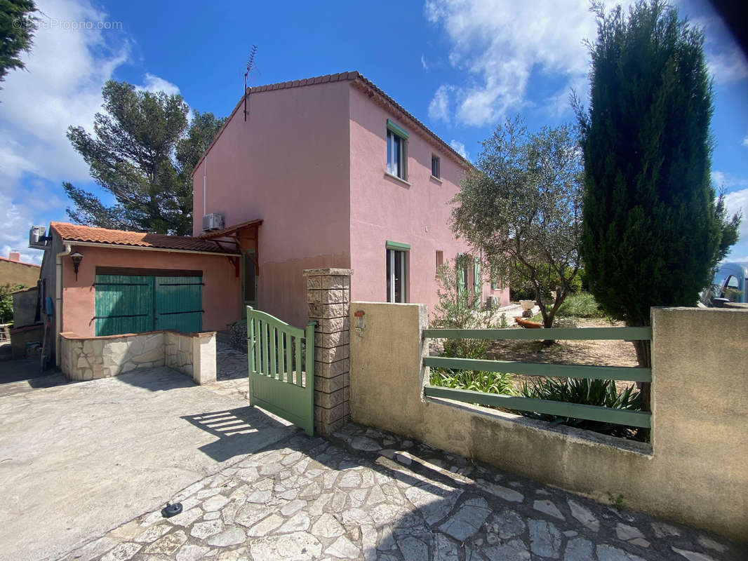 Maison à CARNOUX-EN-PROVENCE