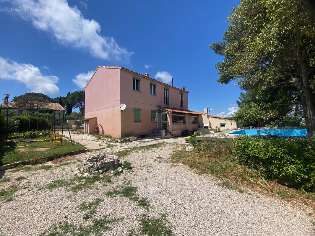 Maison à CARNOUX-EN-PROVENCE