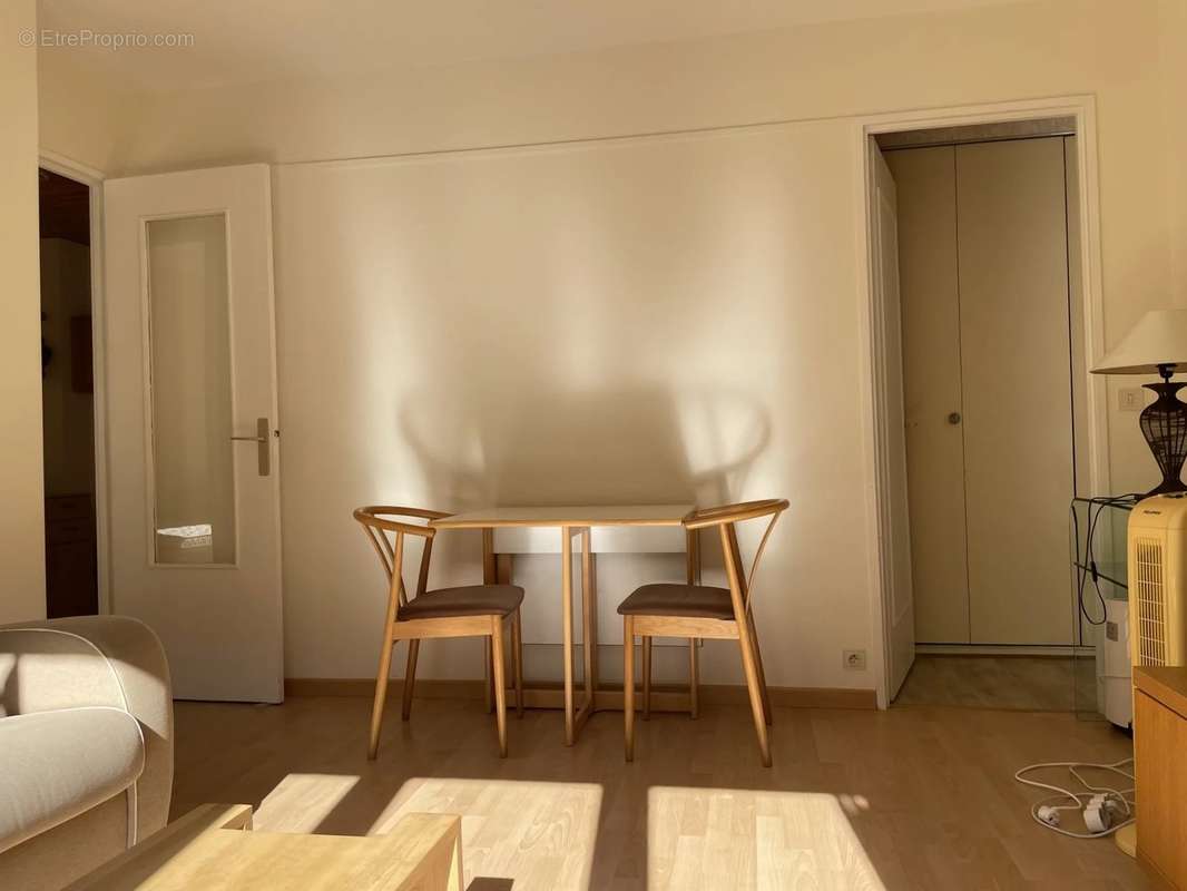 Appartement à PARIS-12E