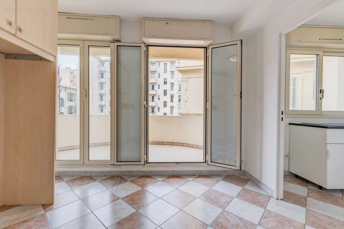 Appartement à NICE