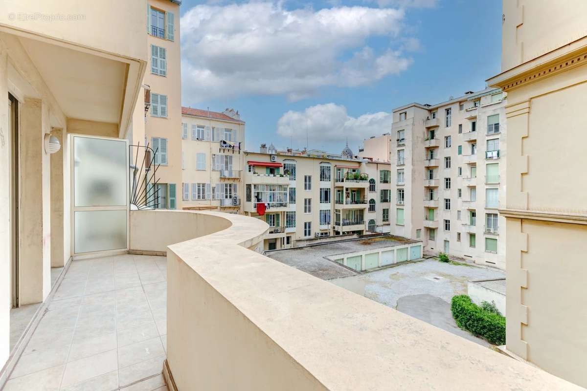 Appartement à NICE