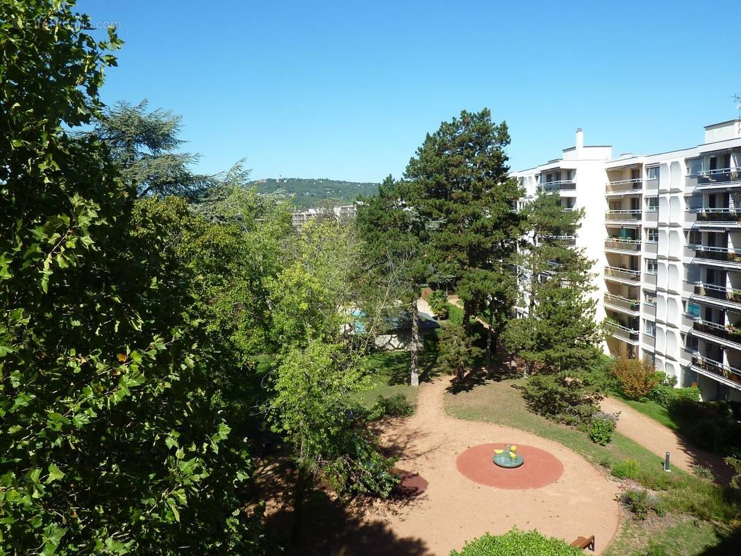 Appartement à CALUIRE-ET-CUIRE