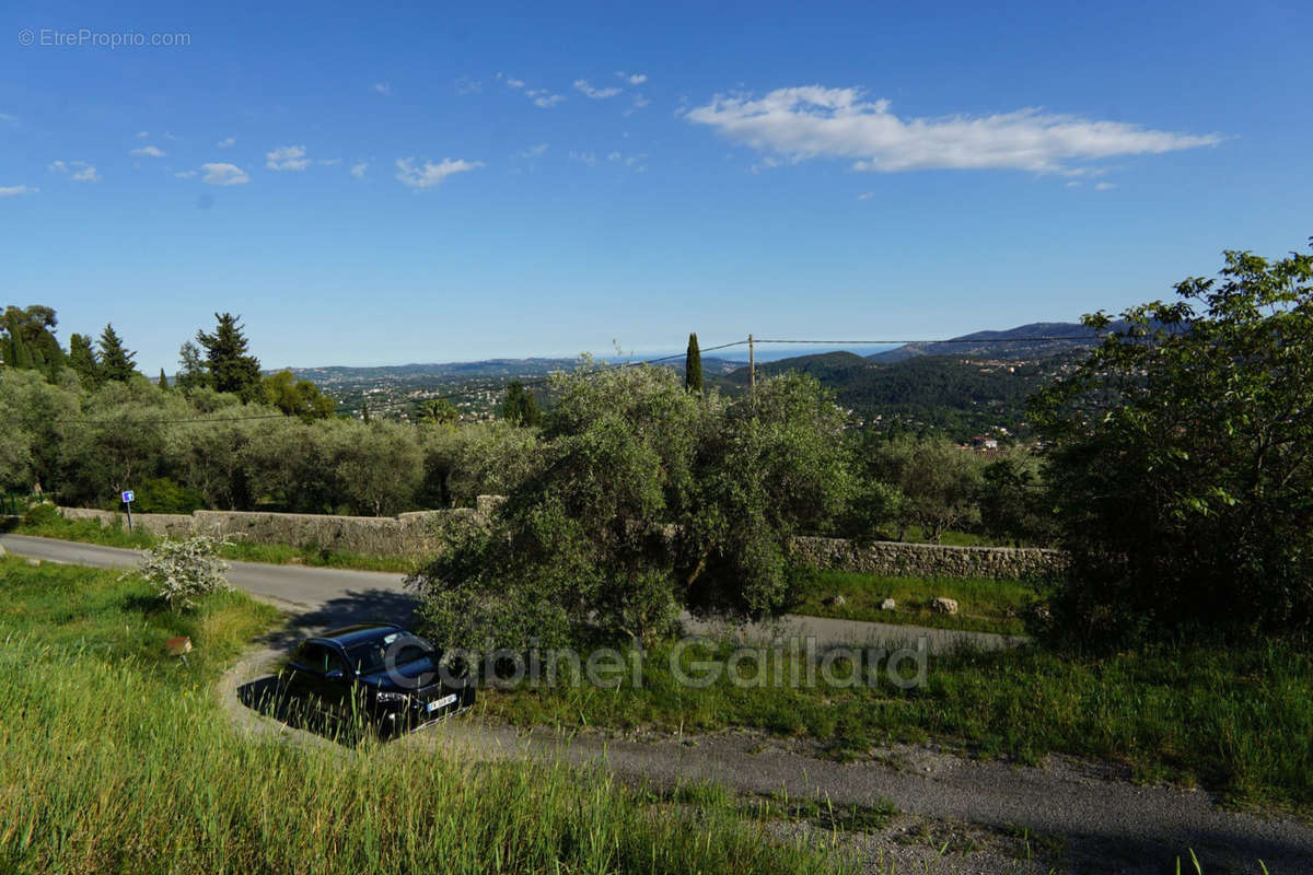 Terrain à CABRIS