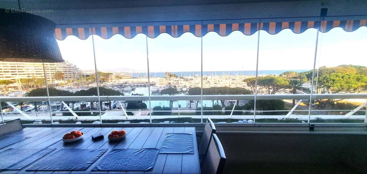 Appartement à VILLENEUVE-LOUBET