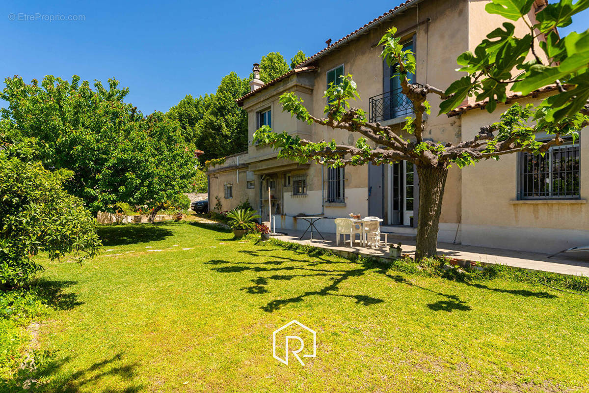 Maison à MARSEILLE-12E