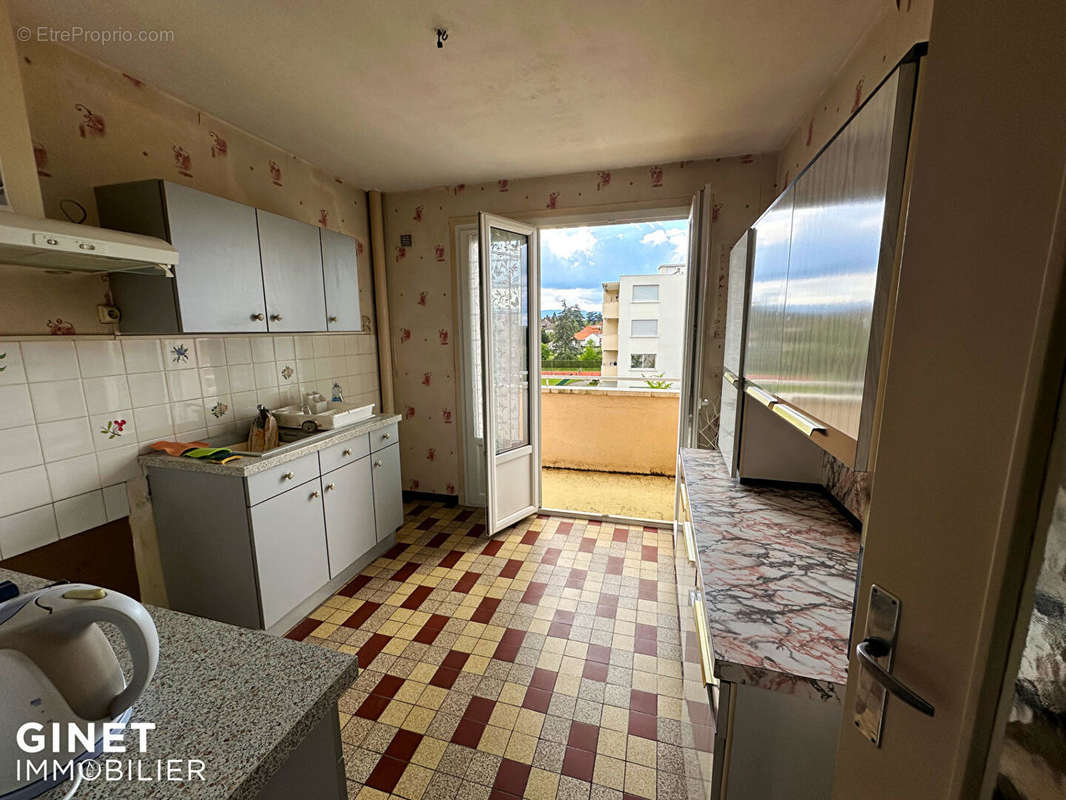 Appartement à RIORGES